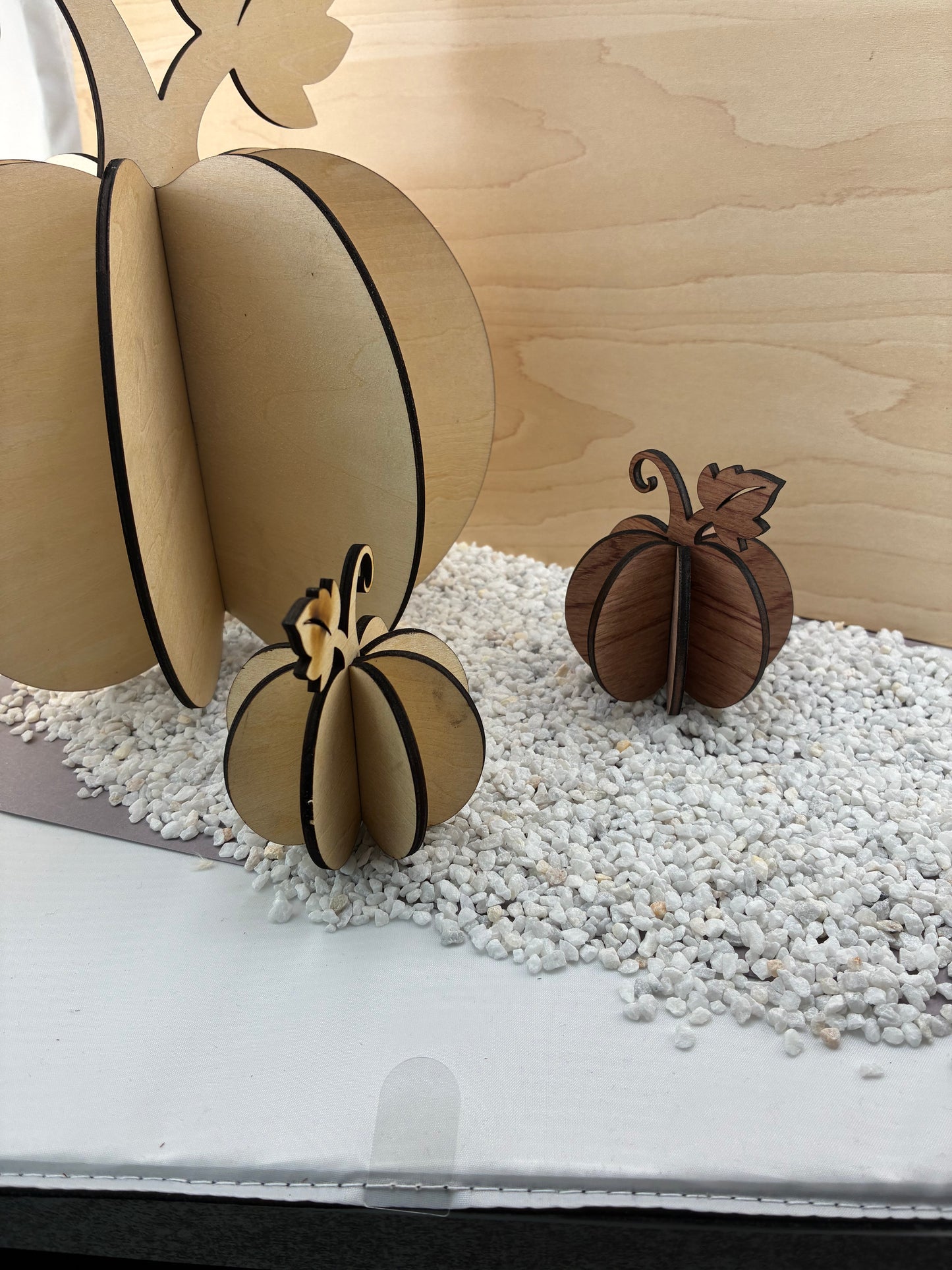 🎃 Holz-Kürbisse – Herbst- & Halloween-Deko aus Linde oder Bubinga (3 Größen)