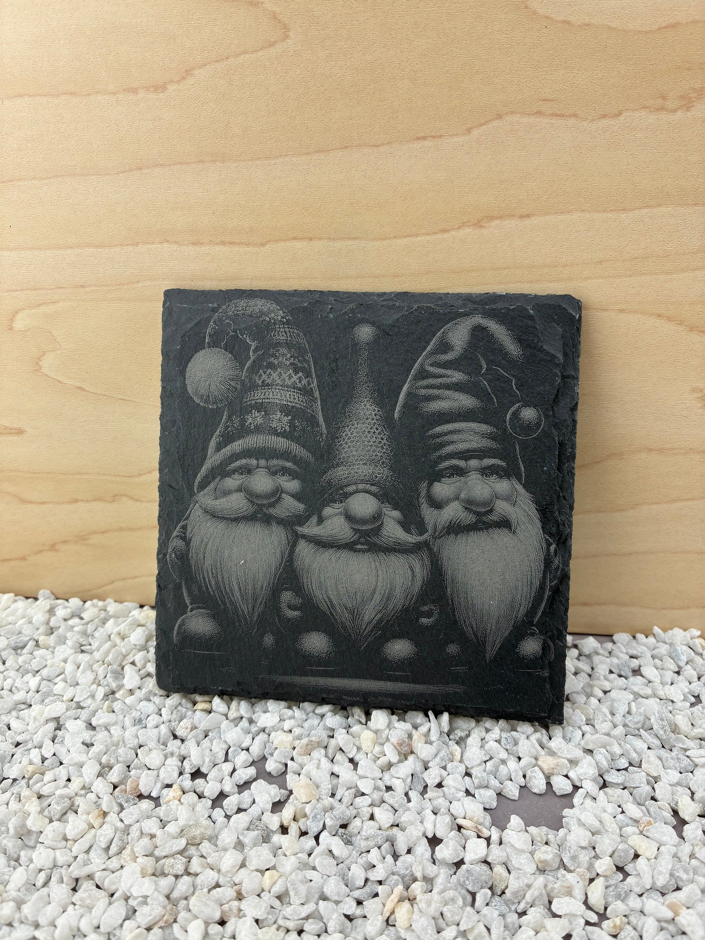 Schiefer-Untersetzer mit Gravur – Rund oder Quadratisch | Optional personalisiert